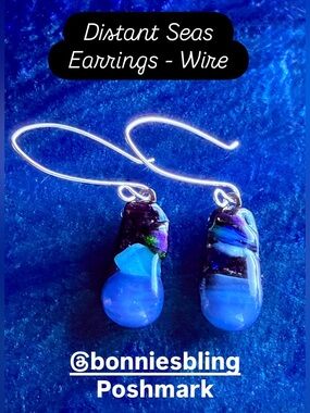 Bonnie’s Bling One of a Kind Fused Glass Jewelry and Accessories to Wear.